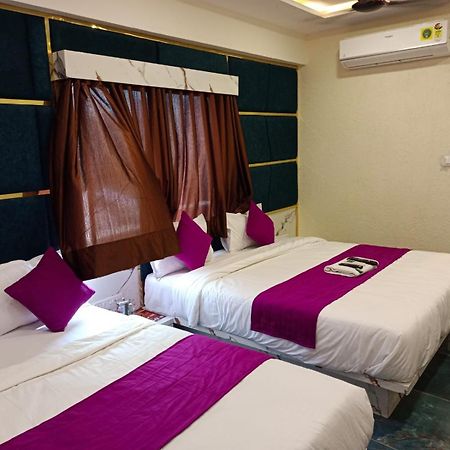 Hotel Karnavati アーメダバード エクステリア 写真