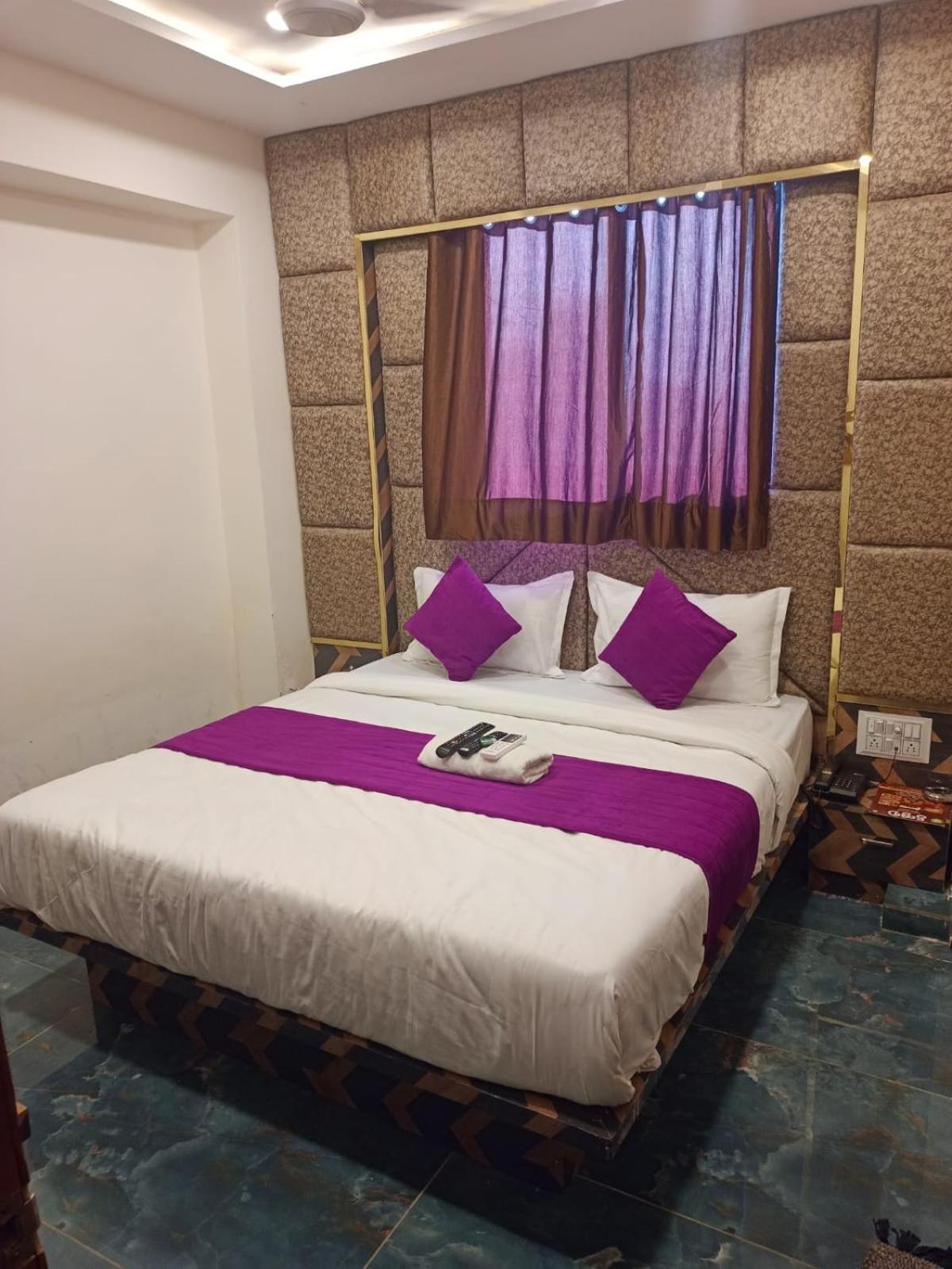 Hotel Karnavati アーメダバード エクステリア 写真